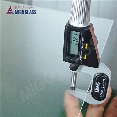 Призматично мат каљено стакло од 1,6 мм ниског гвожђа